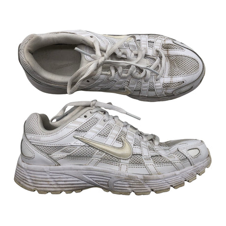 Naisten Nike - Lenkkarit, koko 37 - Valkoinen ()