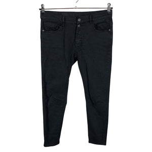 Naisten Perfect Jeans - Farkut, koko 38 - Musta (1)