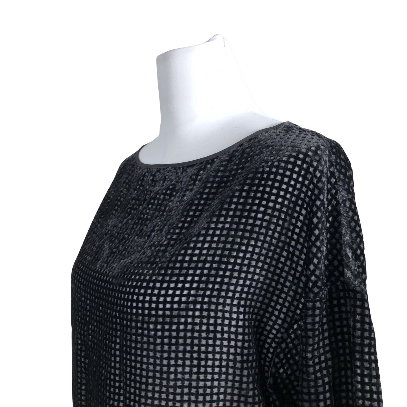 Naisten Emporio Armani - Pusero, koko 38 - Musta (2)