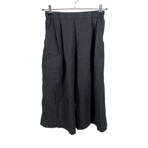 Naisten Uniqlo - Kangascaprit, koko 38 - Musta (1)