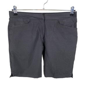 Naisten Puma - Shortsit, koko 40 - Musta (1)