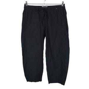 Naisten Abercrombie&Fitch - Kangashousut, koko 38 - Musta (1)