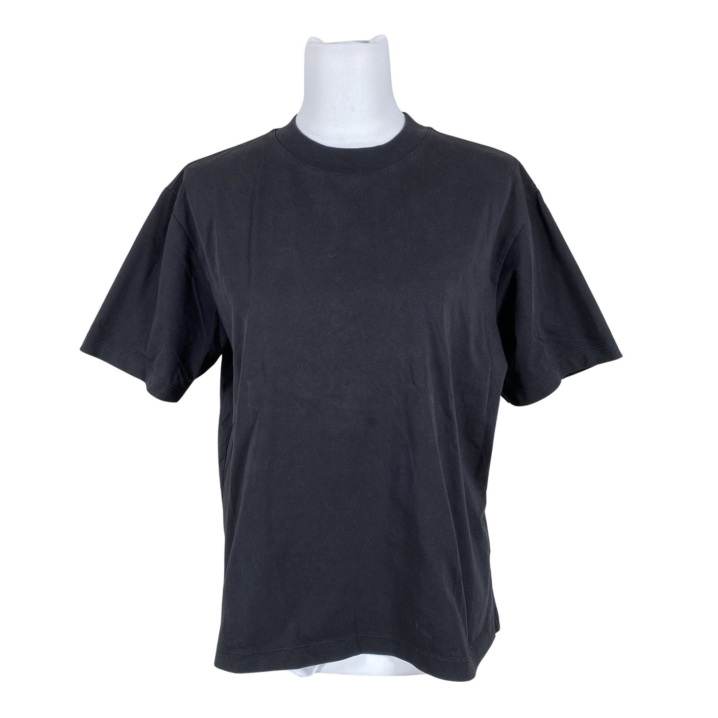 Naisten Uniqlo - T-paita, koko 40 - Musta (1)