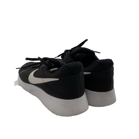 Naisten Nike - Lenkkarit, koko 41 - Musta (2)