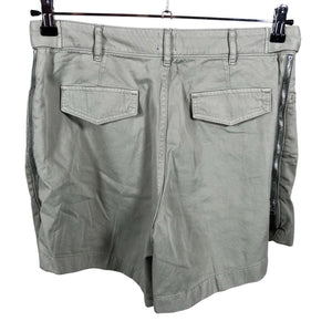 Naisten Hugo Boss - Shortsit, koko 40 - Vihreä (2)