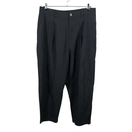 Naisten Uniqlo - Kangashousut, koko 44 - Musta ()