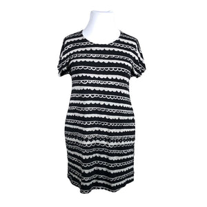 Naisten Marimekko - Trikoomekko, koko 40 - Musta (1)