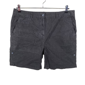 Naisten Marks&Spencer - Shortsit, koko 44 - Musta (1)