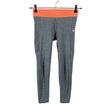 Naisten Nike - Urheilutrikoot, koko 38 - Harmaa ()