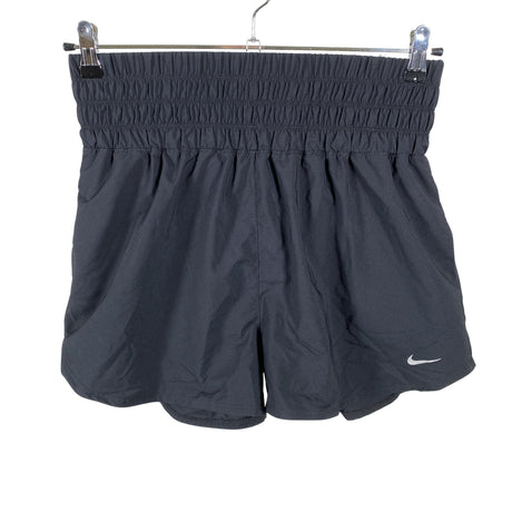 Naisten Nike - Urheilushortsit, koko 40 - Musta ()
