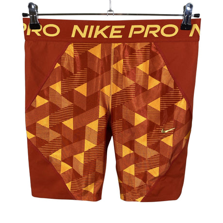 Naisten Nike - Urheilushortsit, koko 40 - Punainen ()