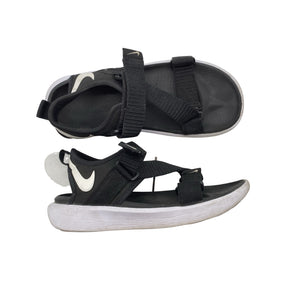 Naisten Nike - Sandaalit, koko 38 - Musta (1)