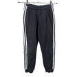 Unisex Adidas - Collegehousut, koko 146 - 152 - Musta ()