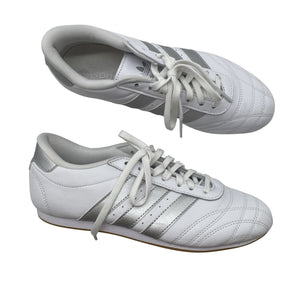 Naisten Adidas - Tennarit, koko 40 - Valkoinen (1)