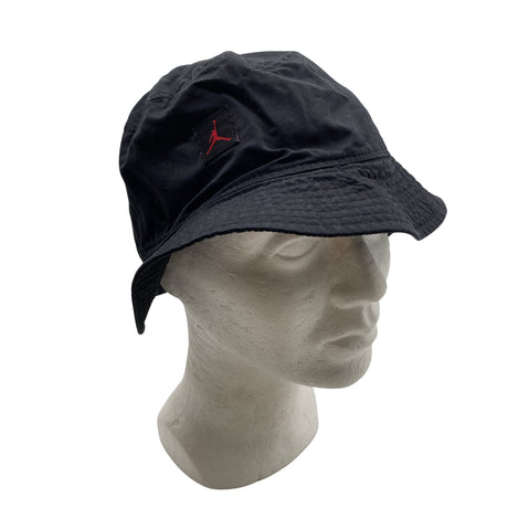 Unisex Jordan (Nike) - Kesähattu, koko 52 - 54 cm - Musta ()