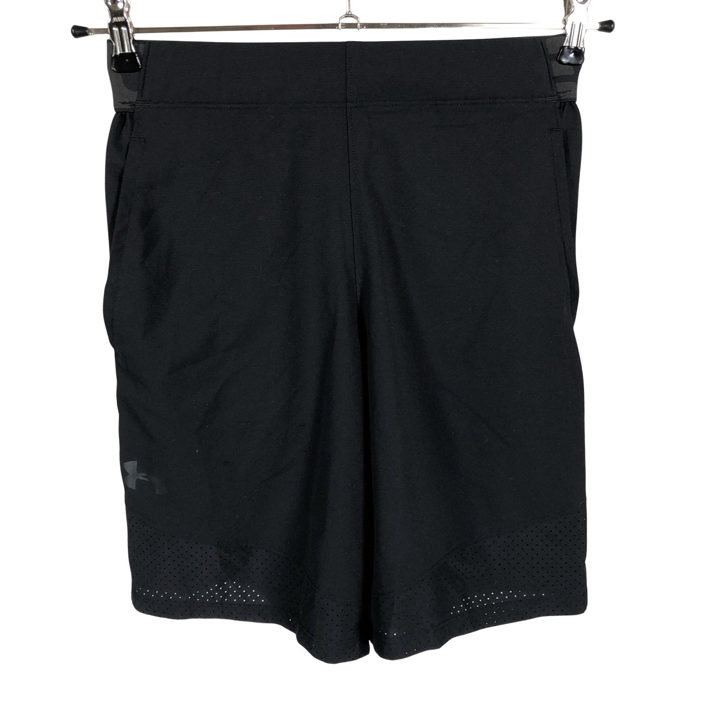 Naisten Under Armour - Urheilushortsit, koko 36 - Musta (1)