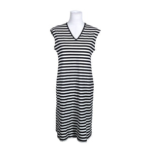 Naisten Marimekko - Trikoomekko, koko 40 - Musta (1)
