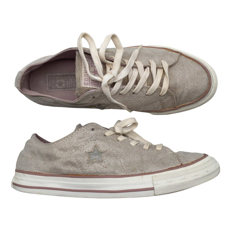 Naisten Converse - Tennarit, koko 39 - Hopea ()