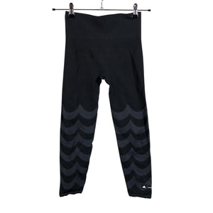 Naisten Adidas - Urheilutrikoot, koko 38 - Musta (1)