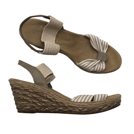 Naisten Rieker - Kiilakorkosandaalit, koko 39 - Beige ()