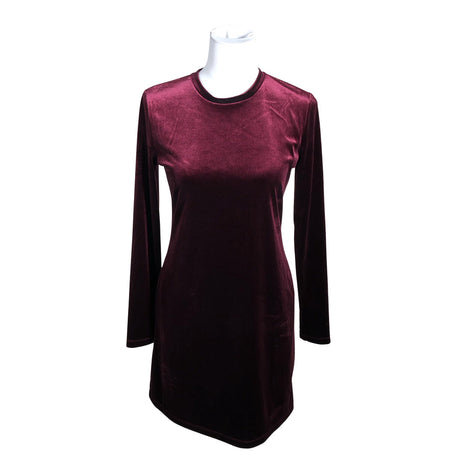 Naisten Uniqlo - Trikoomekko, koko 36 - Violetti ()