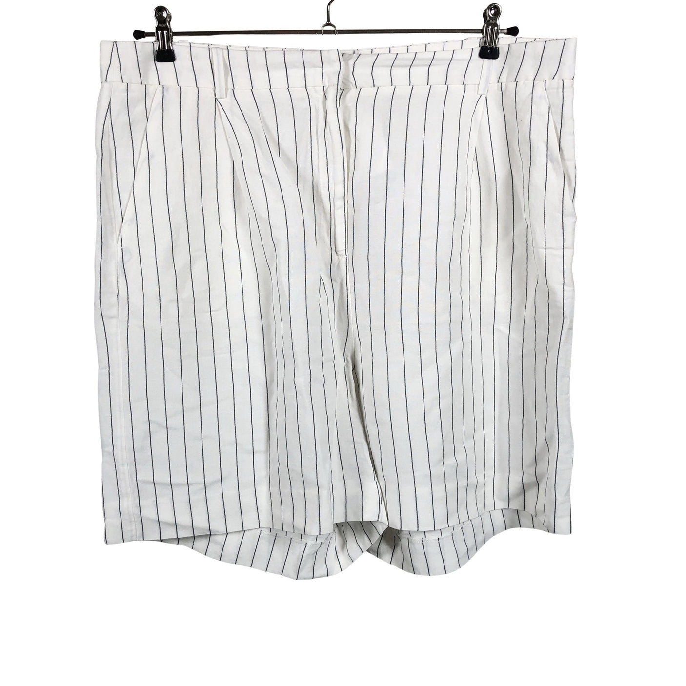 Naisten Holly & Whyte by Lindex - Shortsit, koko 48 - Valkoinen (1)