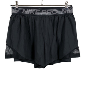 Naisten Nike - Urheilushortsit, koko 42 - Musta (1)