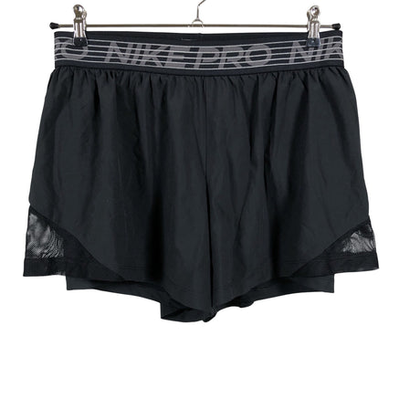 Naisten Nike - Urheilushortsit, koko 42 - Musta ()
