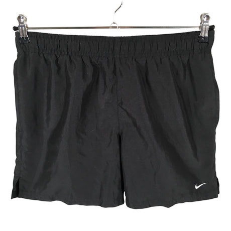 Naisten Nike - Urheilushortsit, koko 38 - Musta ()