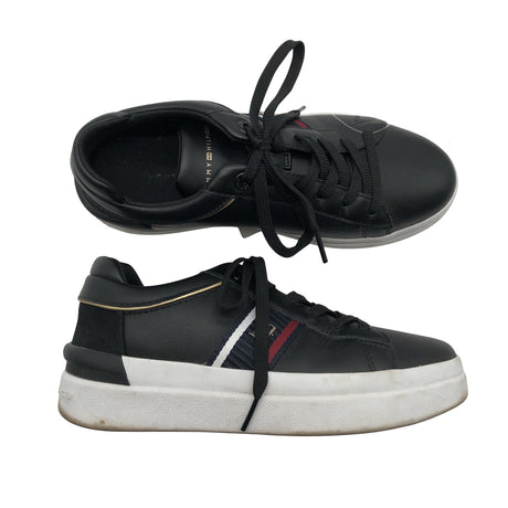 Naisten Tommy Hilfiger - Tennarit, koko 37 - Musta ()