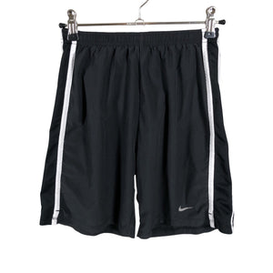 Unisex Nike - Urheilushortsit, koko 140 - 146 - Musta (1)
