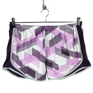 Naisten Nike - Urheilushortsit, koko 40 - Violetti (1)