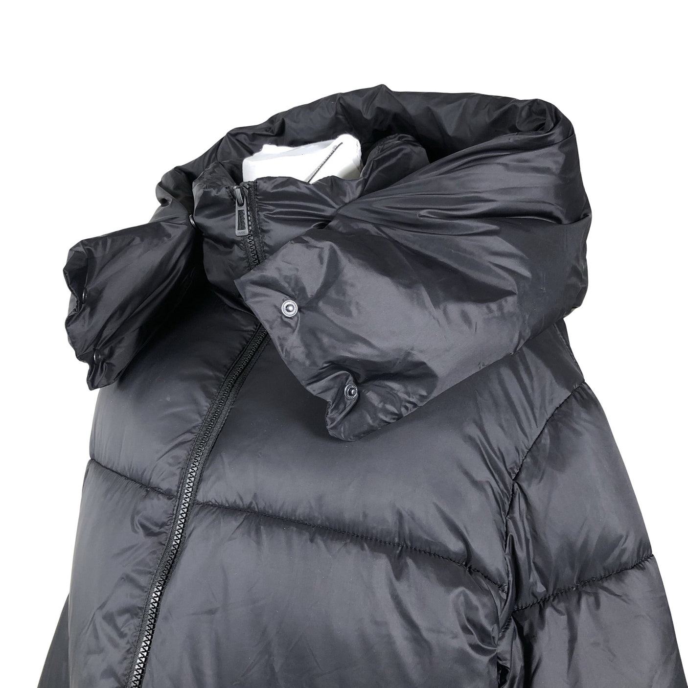 Naisten Hugo Boss - Toppatakki, koko 38 - Musta (2)
