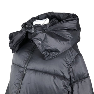 Naisten Hugo Boss - Toppatakki, koko 38 - Musta (2)
