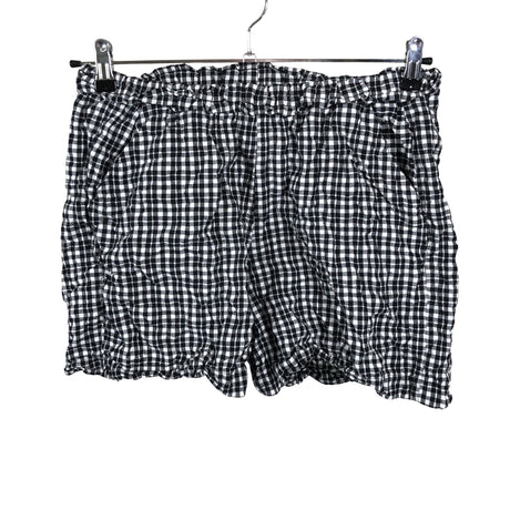Naisten NOSH - Shortsit, koko 38 - Musta ()