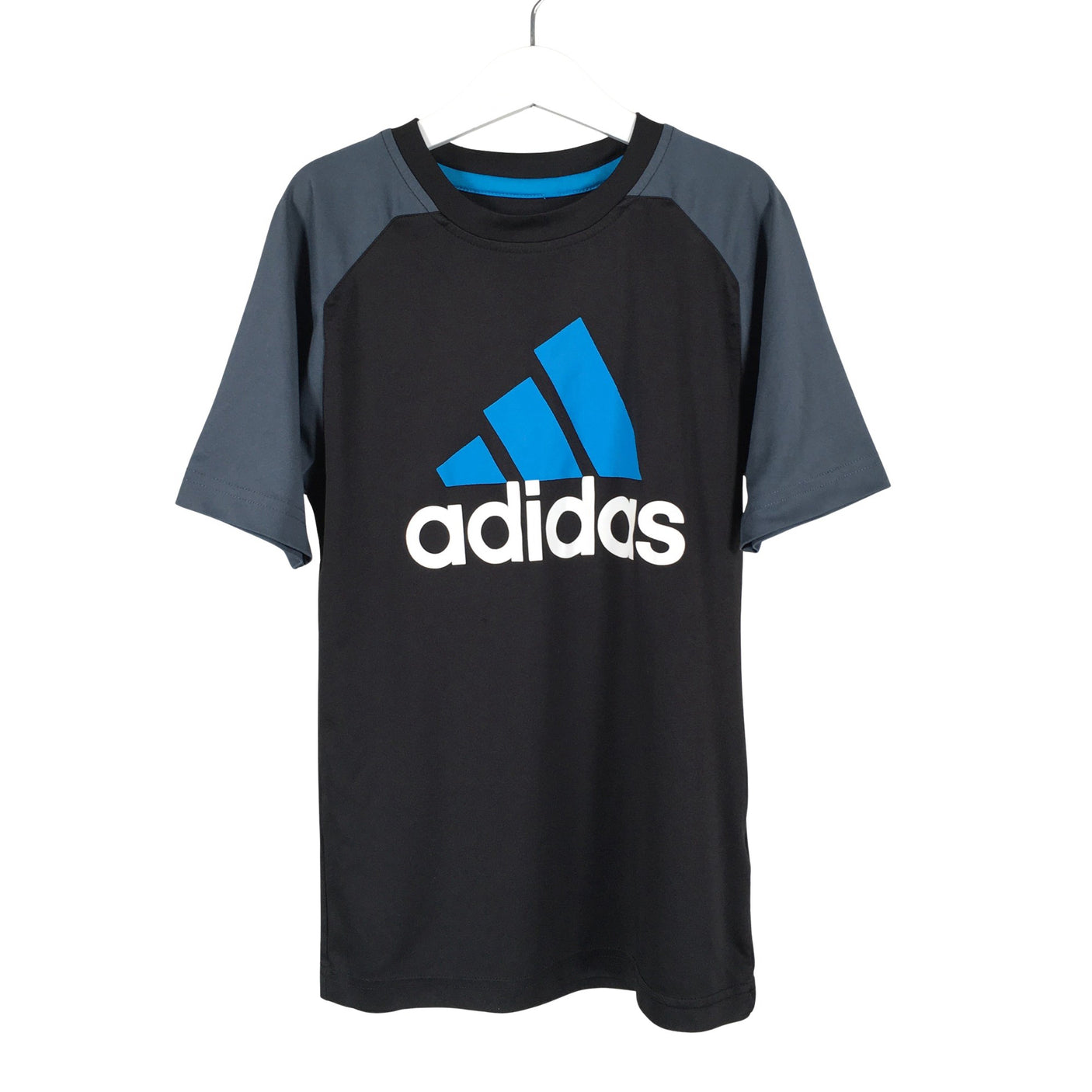 Poikien Adidas - Urheilupaita, lyhyet hihat, koko 134 - 140 - Musta (1)