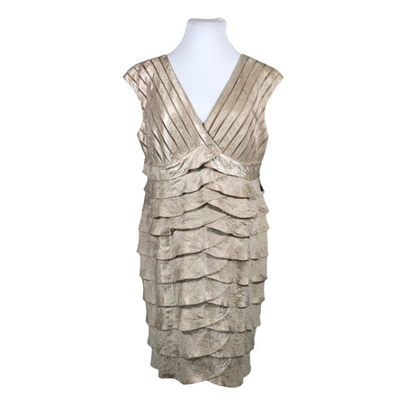 Naisten Adrianna Papell - Juhlamekko, koko 46 - Beige ()