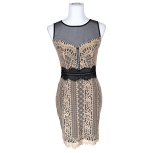 Naisten Guess - Juhlamekko, koko 34 - Beige (1)