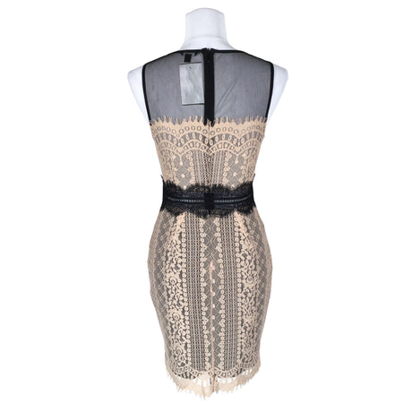 Naisten Guess - Juhlamekko, koko 34 - Beige (2)