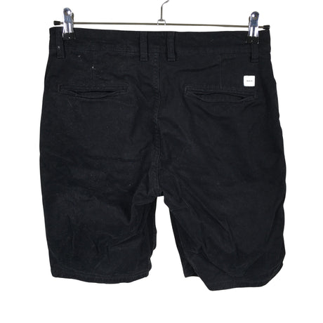 Naisten Makia - Shortsit, koko W32 - Musta (2)