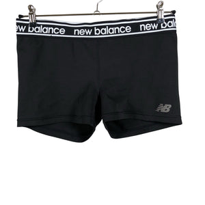 Naisten New Balance - Urheilushortsit, koko 42 - Musta (1)