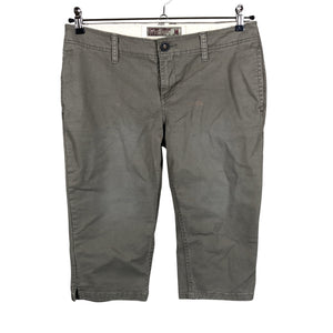 Naisten Superdry - Shortsit, koko 38 - Vihreä (1)