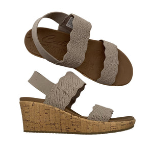 Naisten Skechers - Kiilakorkosandaalit, koko 37 - Ruskea (1)
