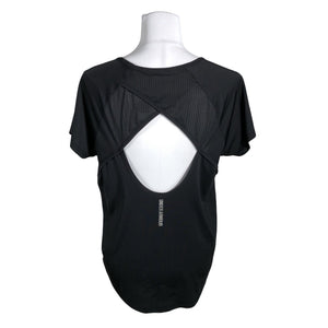 Naisten Under Armour - Urheilupaita, lyhyet hihat, koko 38 - Musta (2)