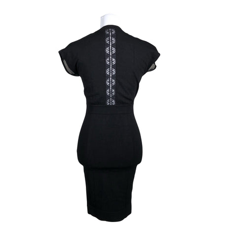 Naisten Karen Millen - Neulemekko, koko 34 - Musta (2)