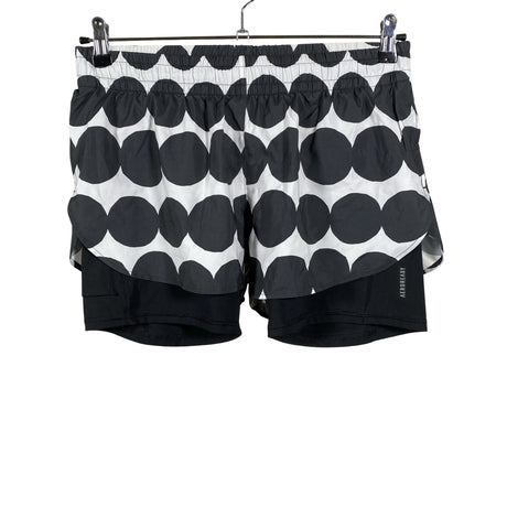 Naisten Adidas - Urheilushortsit, koko 40 - Musta ()
