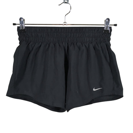 Naisten Nike - Urheilushortsit, koko 36 - Musta ()