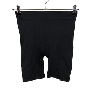 Naisten Vogue - Shortsit, koko 40 - Musta (1)