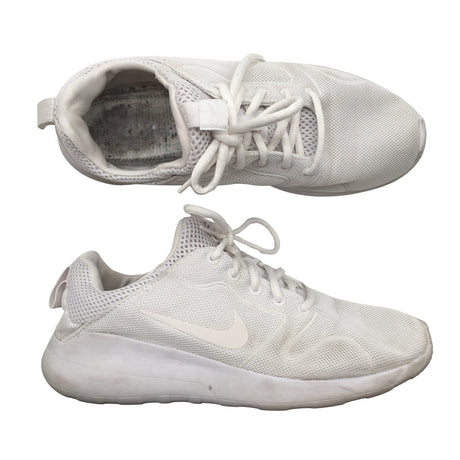 Naisten Nike - Lenkkarit, koko 40 - Valkoinen ()