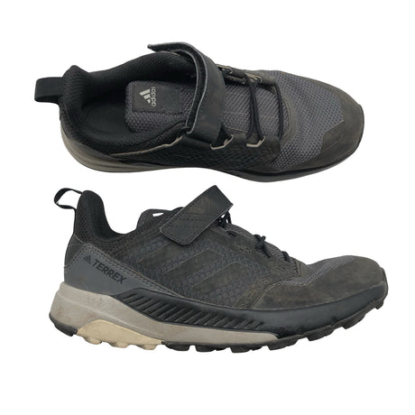 Unisex Adidas - Lenkkarit, koko 34 - Musta ()